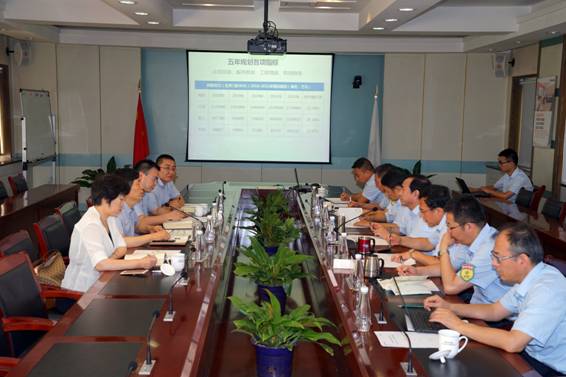 西安市国资委党委书记、主任刘三民来尊龙凯时动力调研指导事情