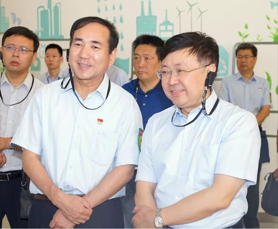 秦川机床集团党委书记、董事长龙兴元一行来访尊龙凯时